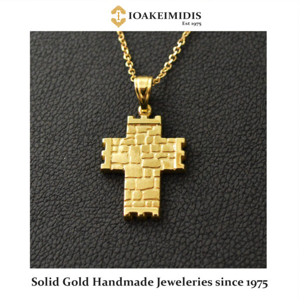Cross made by Solid Gold s.18